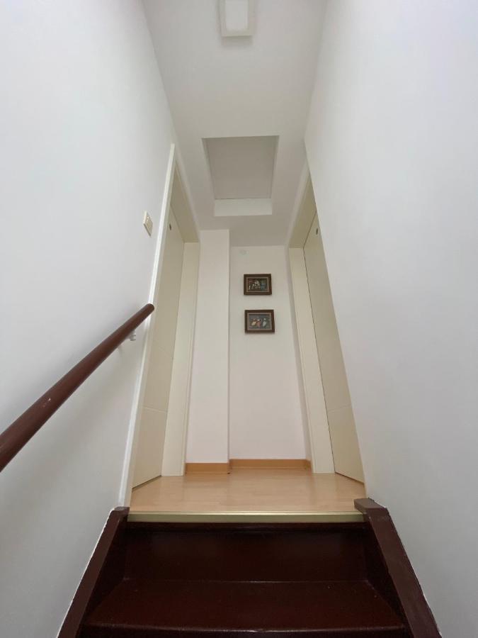 Stern Unterkunft Bis Zu 9 Betten Verfuegbar เบรเมน ภายนอก รูปภาพ